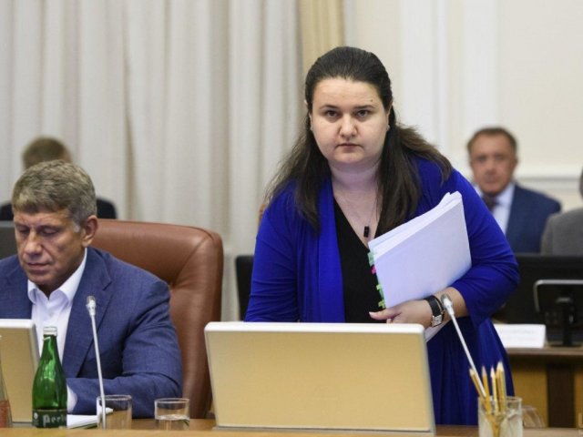 Украинцам не стоит ожидать снижения коммунальных тарифов: Маркарова объяснила причину