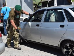 На Донбассе судья пыталась пересечь линию разграничения с поддельным паспортом