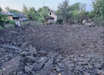 Авіаудар по Новодмитрівському округу: загинула мирна мешканка, зруйновано житло