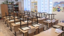 Школьников Константиновки отправляют на внеплановые каникулы, а работа детских садов – под вопросом