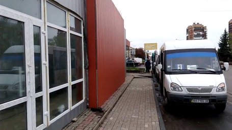 У Костянтинівці змінилися маршрути та графік руху міських автобусів