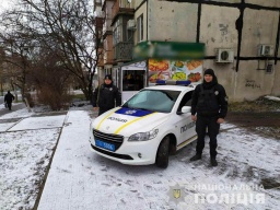 В Константиновке полиция охраны задержала вора на месте преступления