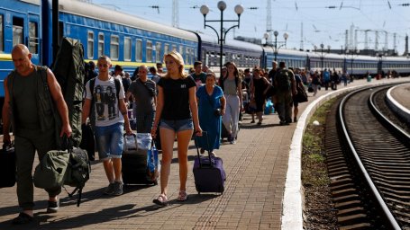 Нові правила для ВПО з 1 липня 2025: щомісячні перевірки, втрати статусу, онлайн-сервіси