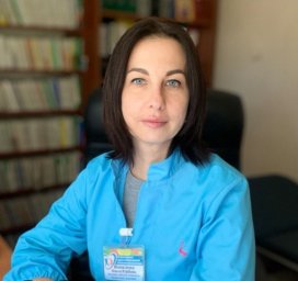Удар FPV-дроном по Константиновке: погибла руководитель медучреждения, трое медиков ранены