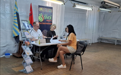 Сергей Горбунов провел личный прием жителей Константиновской общины в Киеве в Центре &laquo;SVOI рядом&raquo;